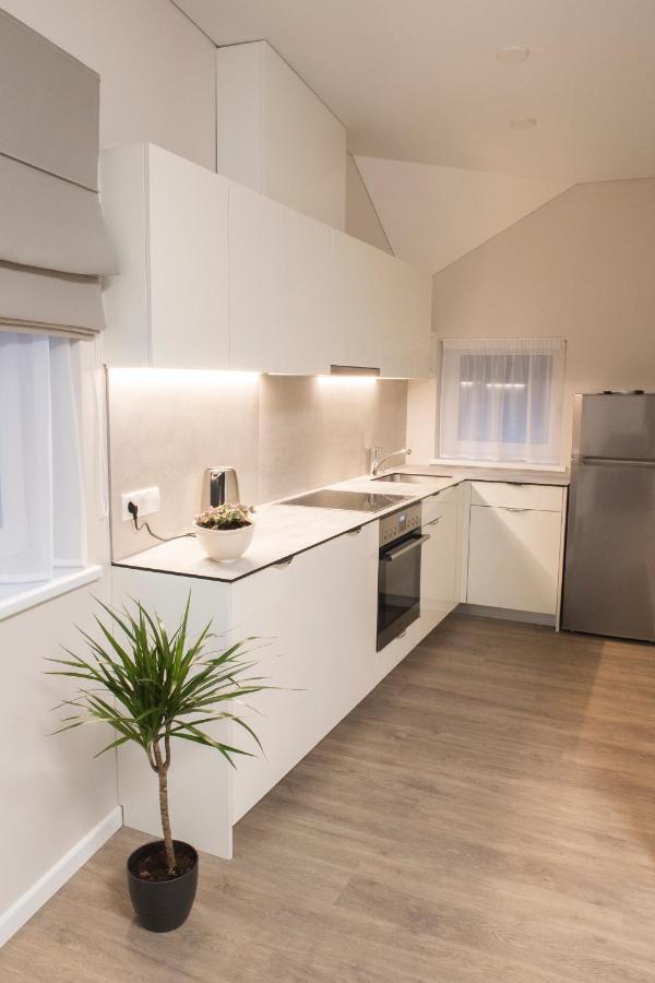 Green Hill Apartments Каунас Экстерьер фото